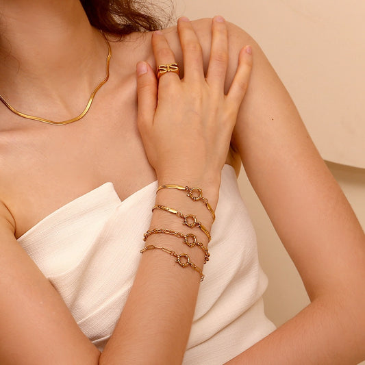 18K Gold Plated Slingshot Buckle Bracelet