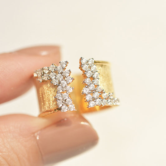 Cluster Zircon Ring