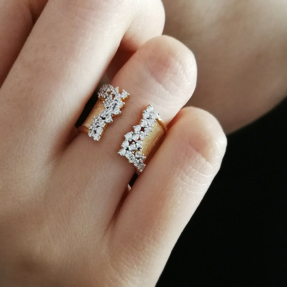 Cluster Zircon Ring